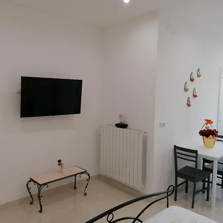 Casa Cost Tuglie