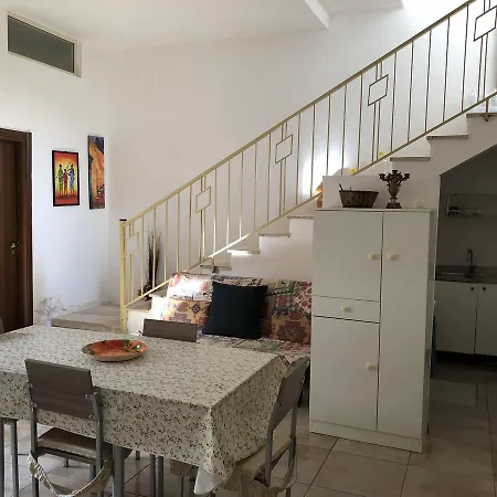 Casa Low Cost Alezio