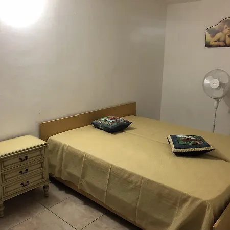 Casa Low Cost Alezio