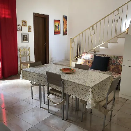 Casa Low Cost Alezio